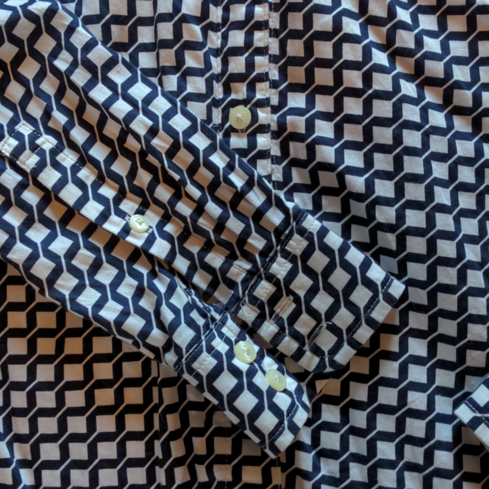 Patterned Gap Tailored Shirt - Picture 4 of 6